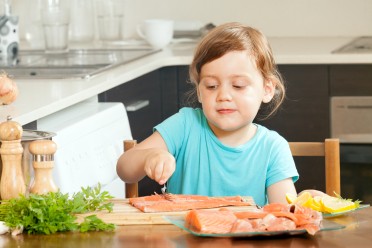 When to introduce fish to babies?